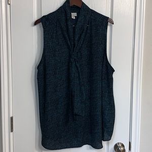 Short sleeve blouse
